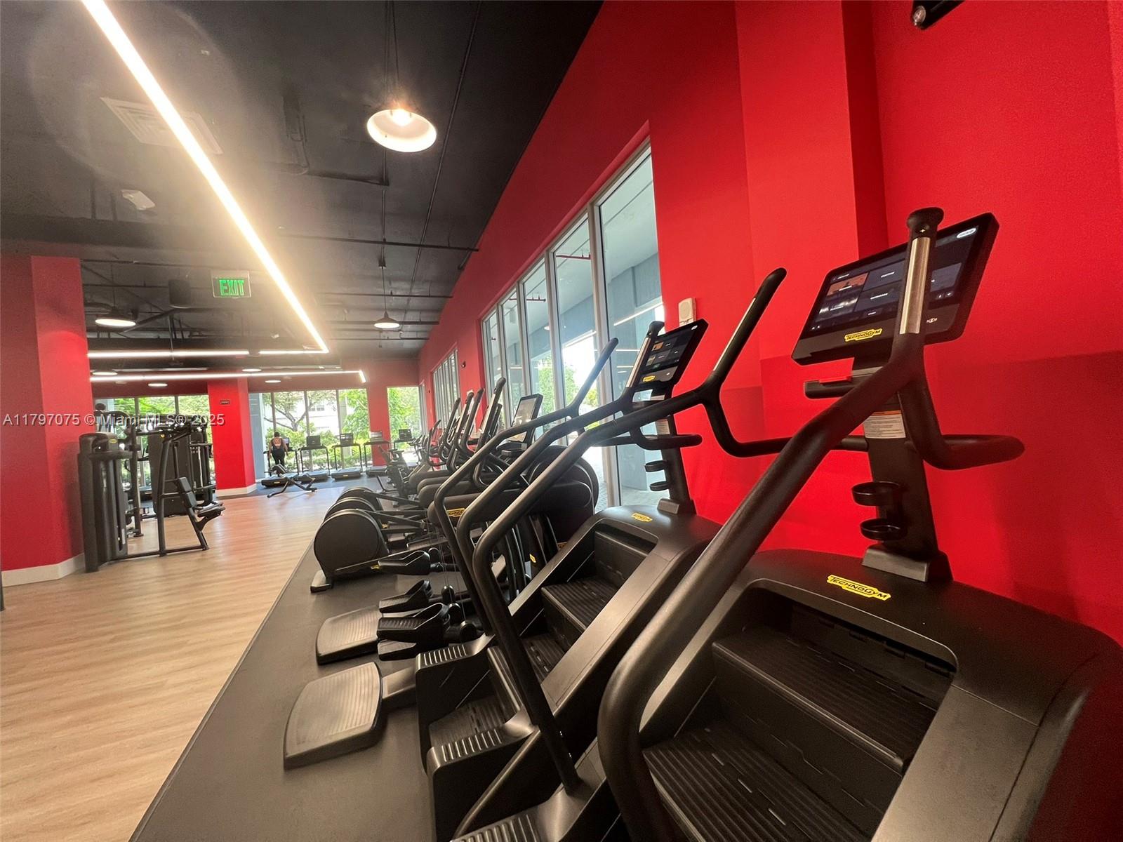 7661 NW 107th Ave #708-1 Doral, FL 33178