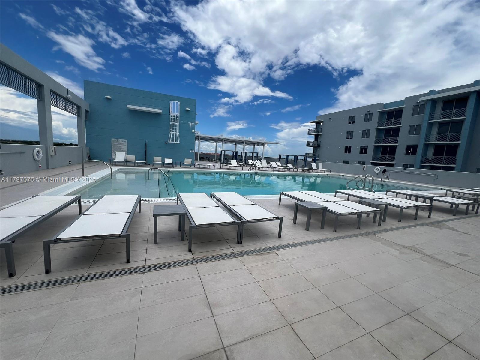 7661 NW 107th Ave #708-1 Doral, FL 33178