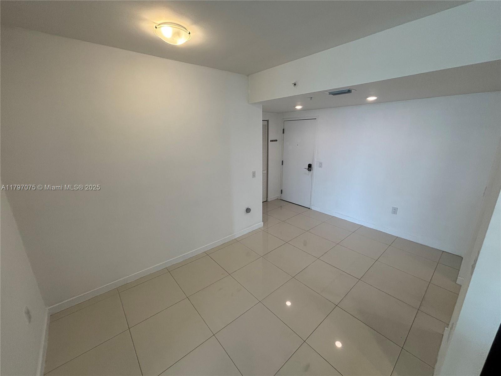 7661 NW 107th Ave #708-1 Doral, FL 33178