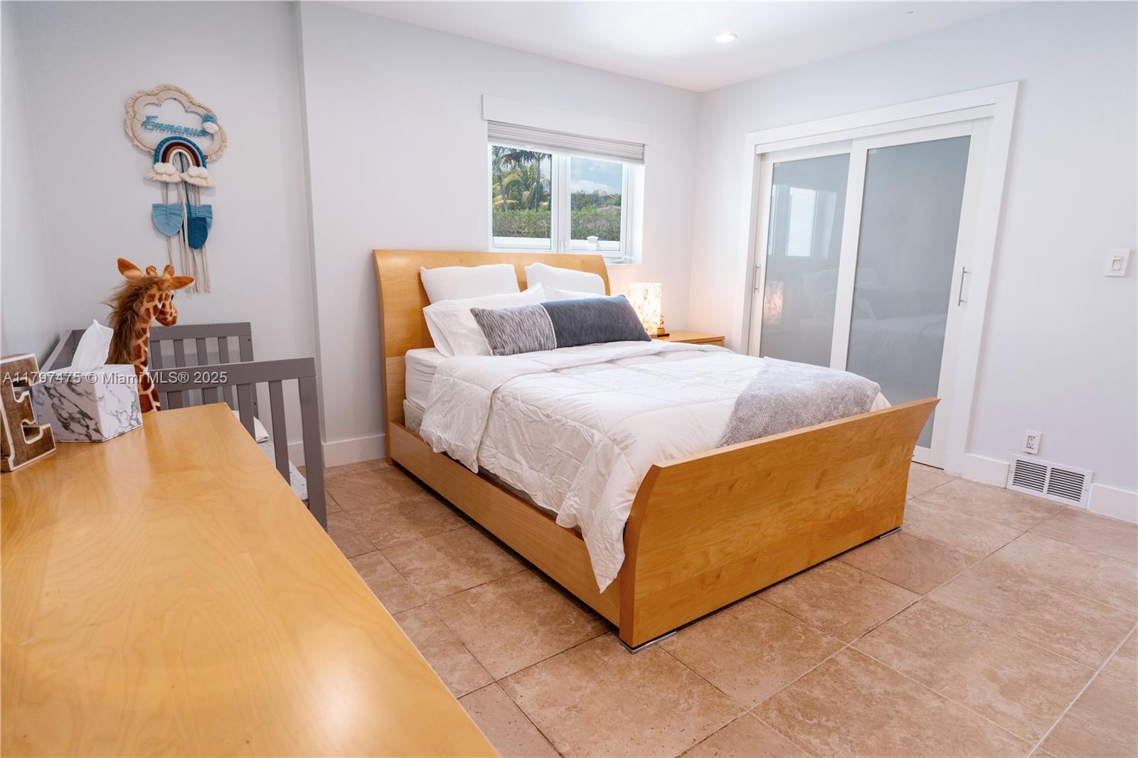 2711 NE 57th Ct Fort Lauderdale, FL 33308