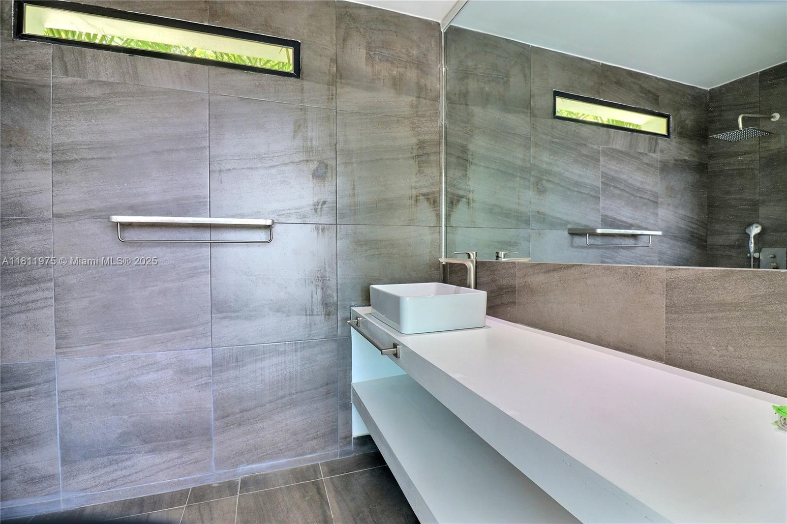 0000 8f87+v29th Las Terrenas, Dominican Republic 