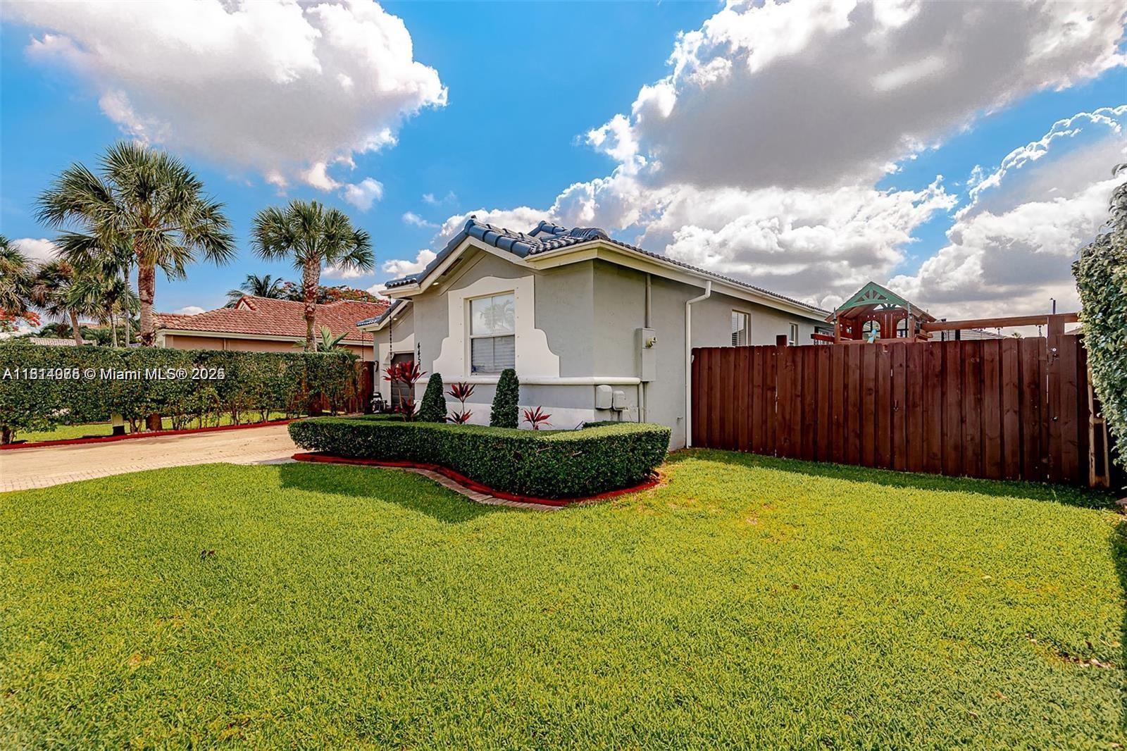 4457 SW 160th Ct,Miami, FL 33185