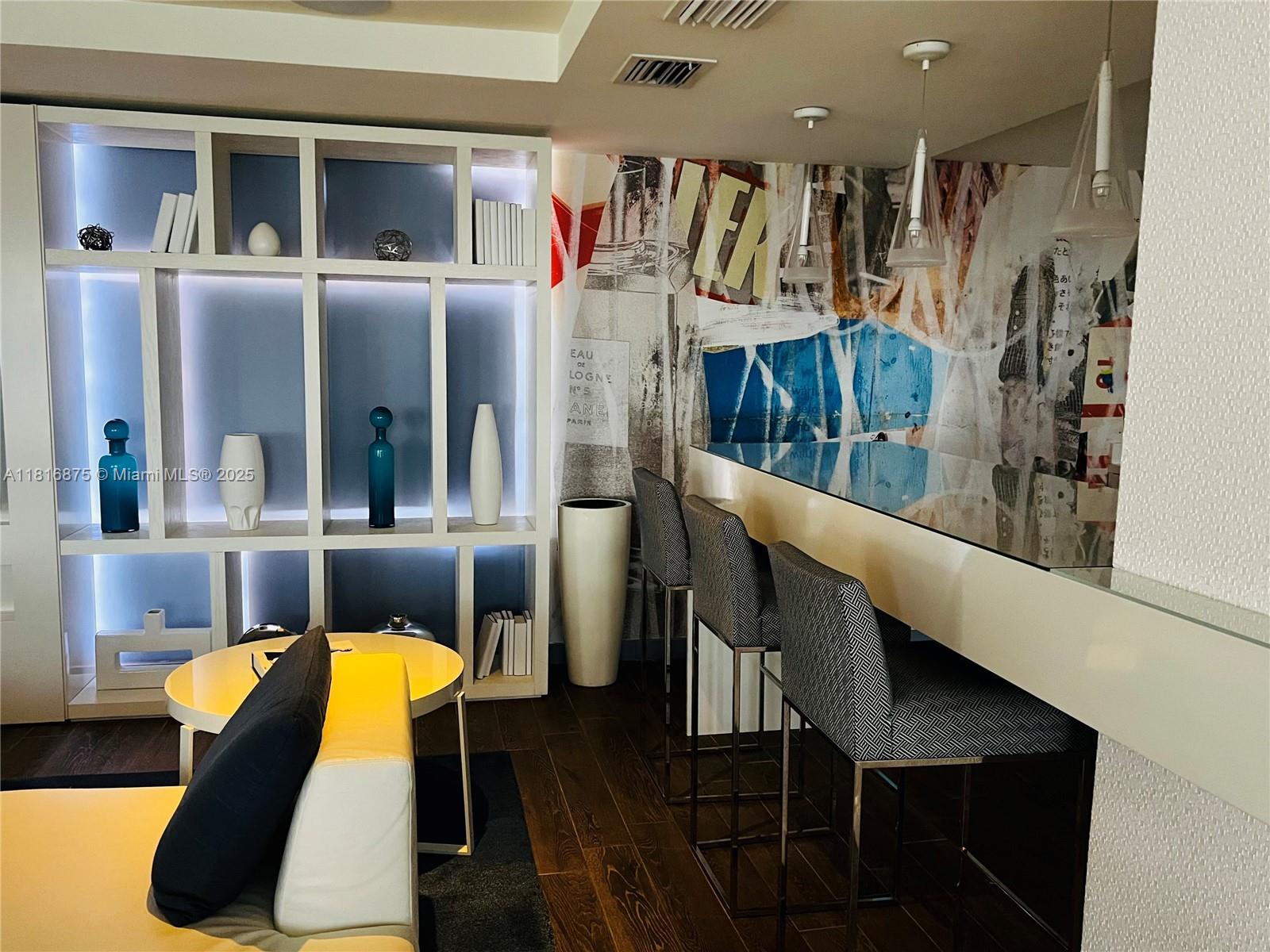 image Baltus House26