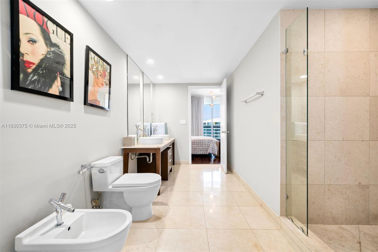 image Iconbrickell Condo No 110