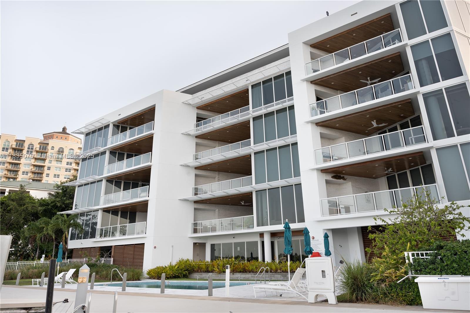 1110 Seminole Dr #502 Fort Lauderdale, FL 33304