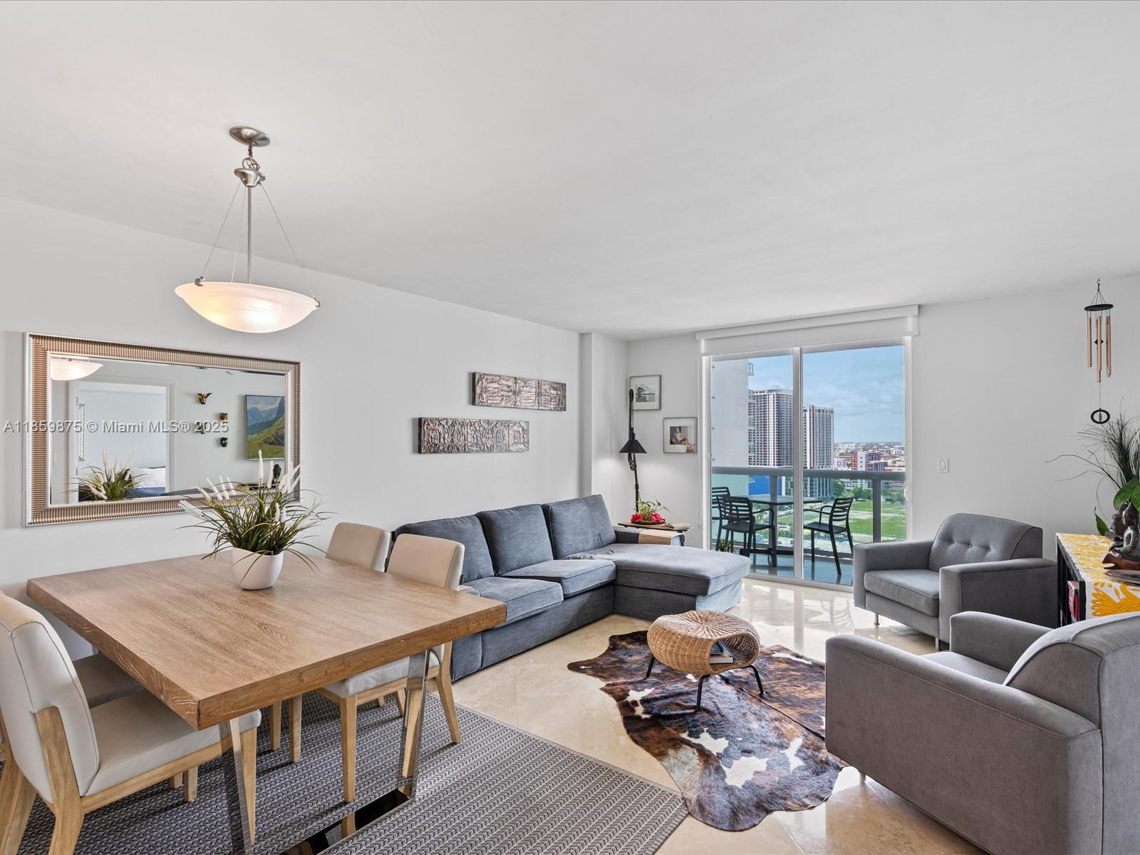 1800 N Bayshore Dr #2406