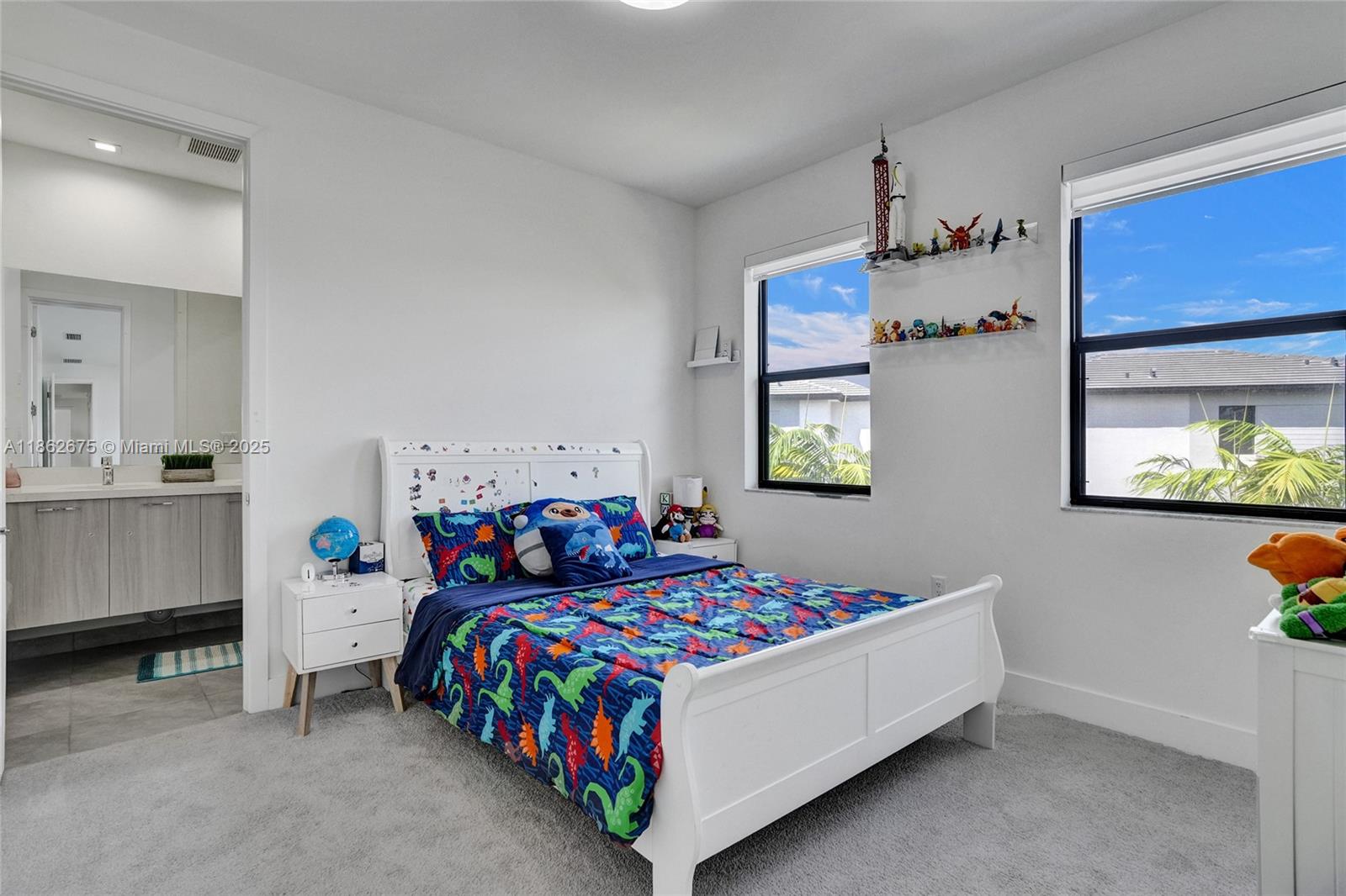 8211 NW 43rd Ter Doral, FL 33166