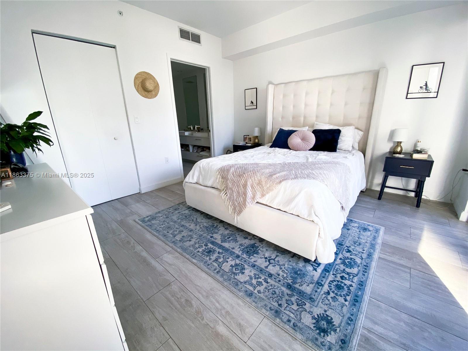 image Brickell Heights9