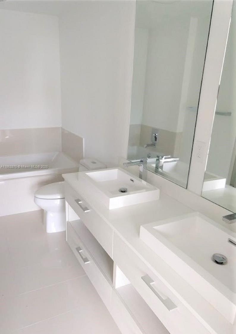 image Brickell Heights12