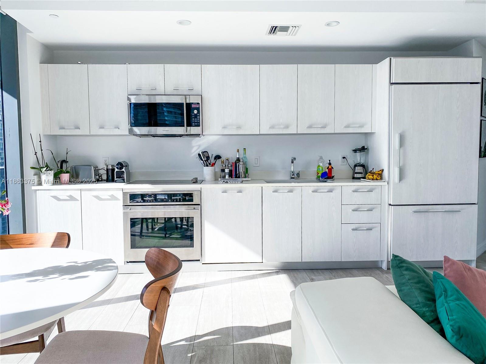 image Brickell Heights13