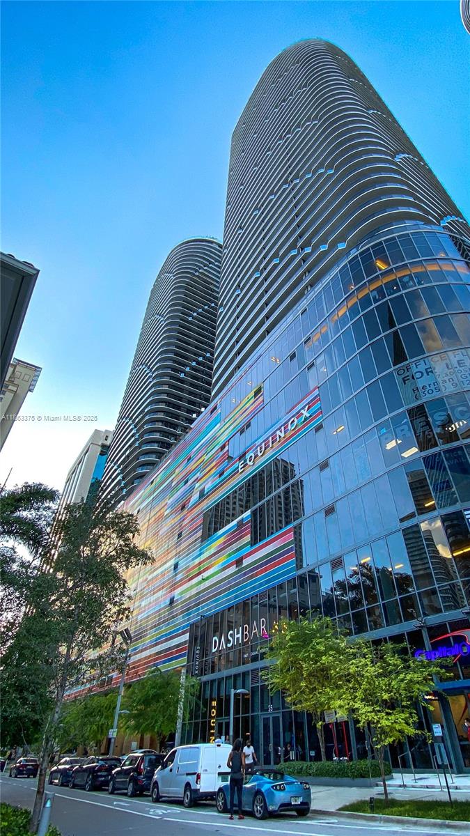 image Brickell Heights23