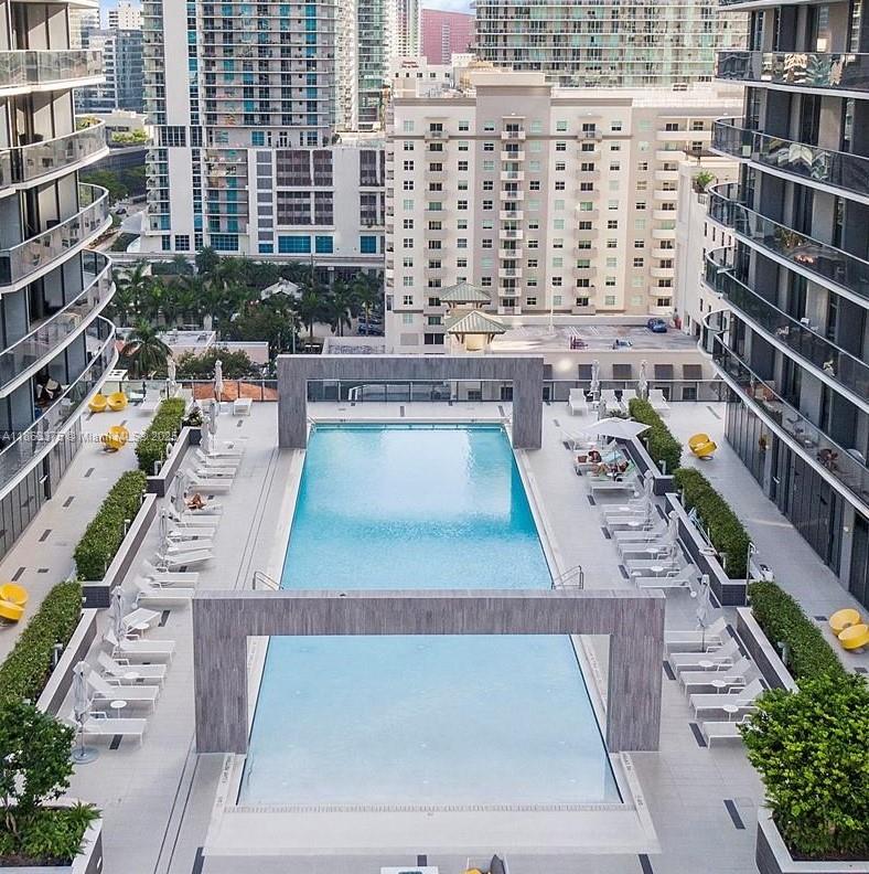 image Brickell Heights2