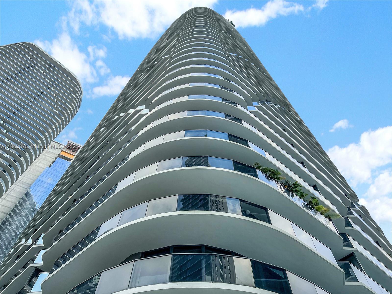 image Brickell Heights31