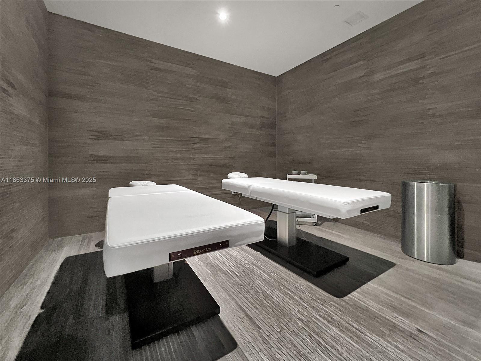 image Brickell Heights35