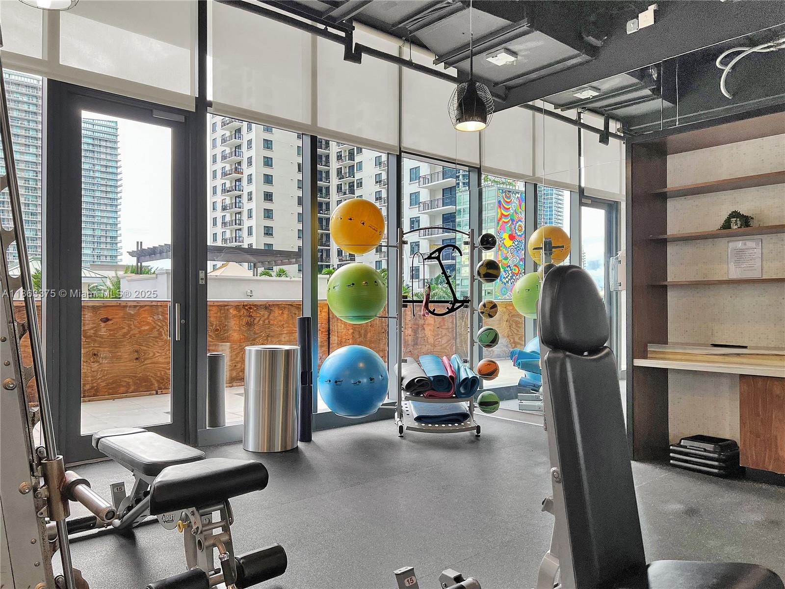 image Brickell Heights37