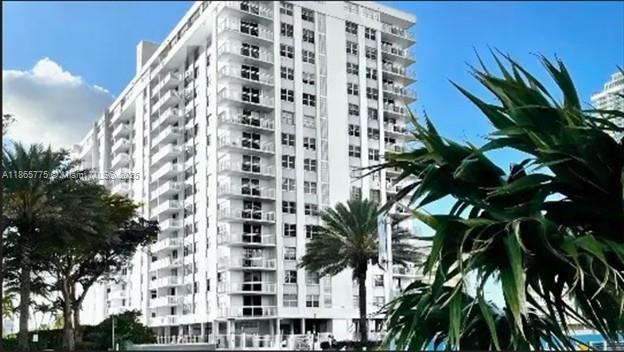 1849 S Ocean Dr #414