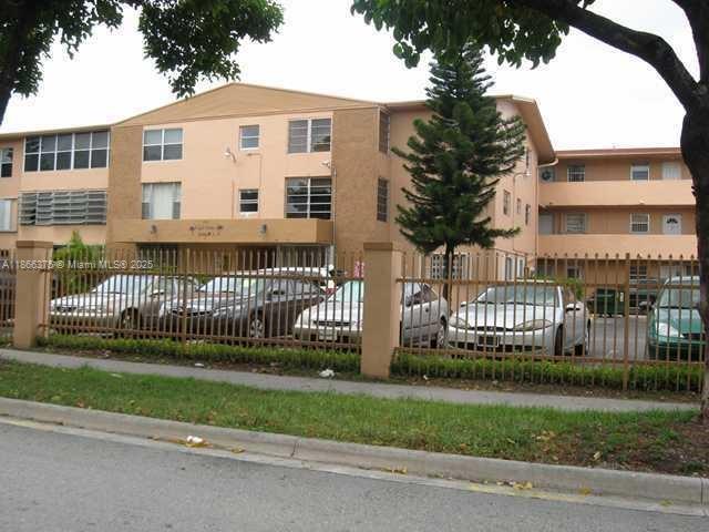 120 Royal Palm Rd #209