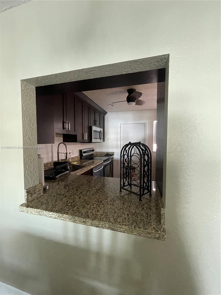 410 SE 2nd St #422,Hallandale Beach, FL 33009