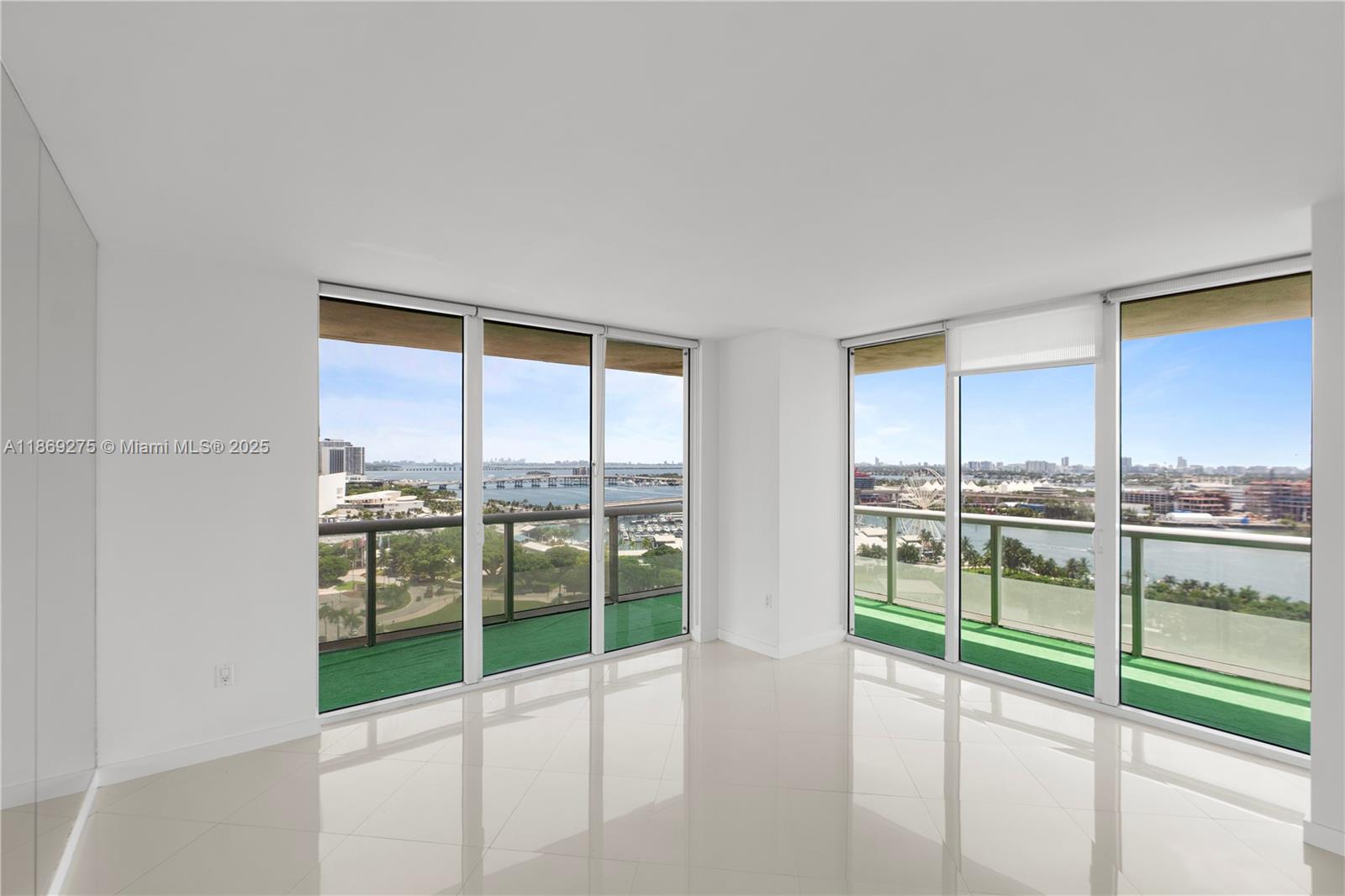 image 50 Biscayne Condo12