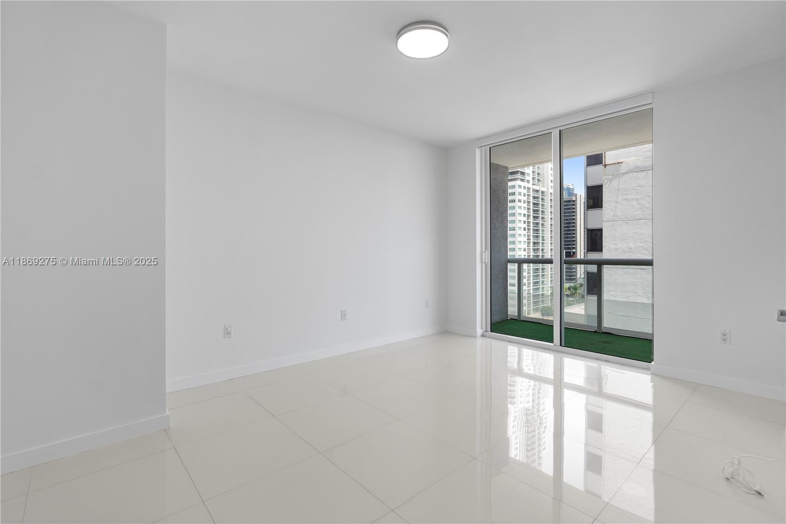 image 50 Biscayne Condo30
