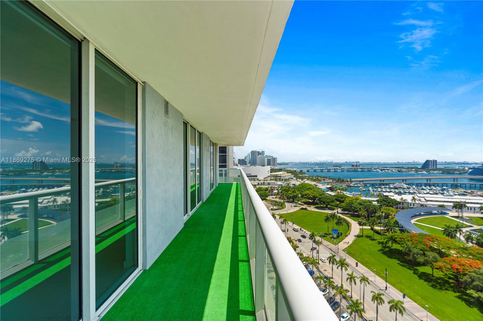 image 50 Biscayne Condo35