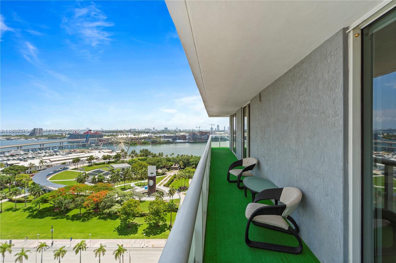 image 50 Biscayne Condo47