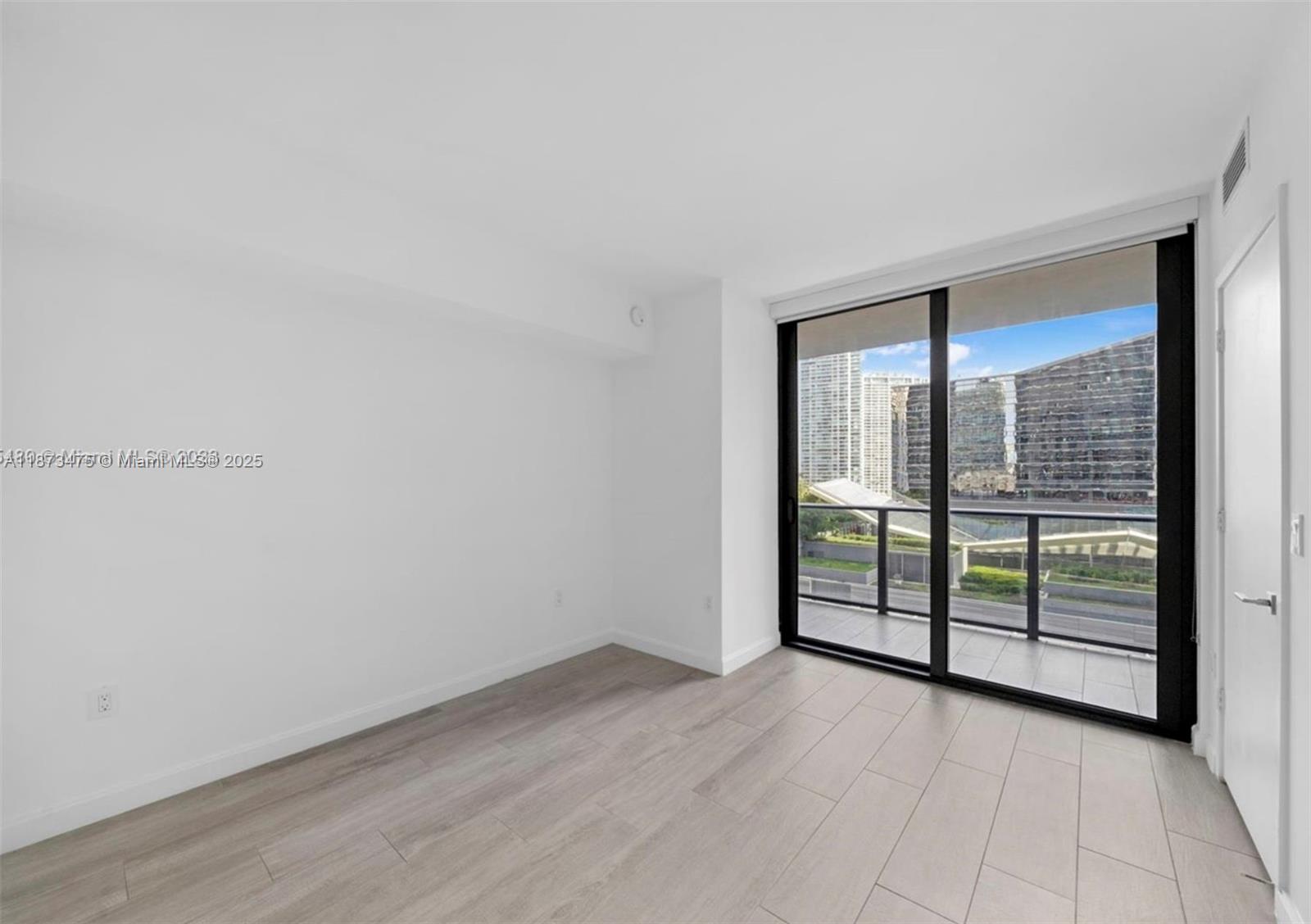 image Brickell Heights East Con13