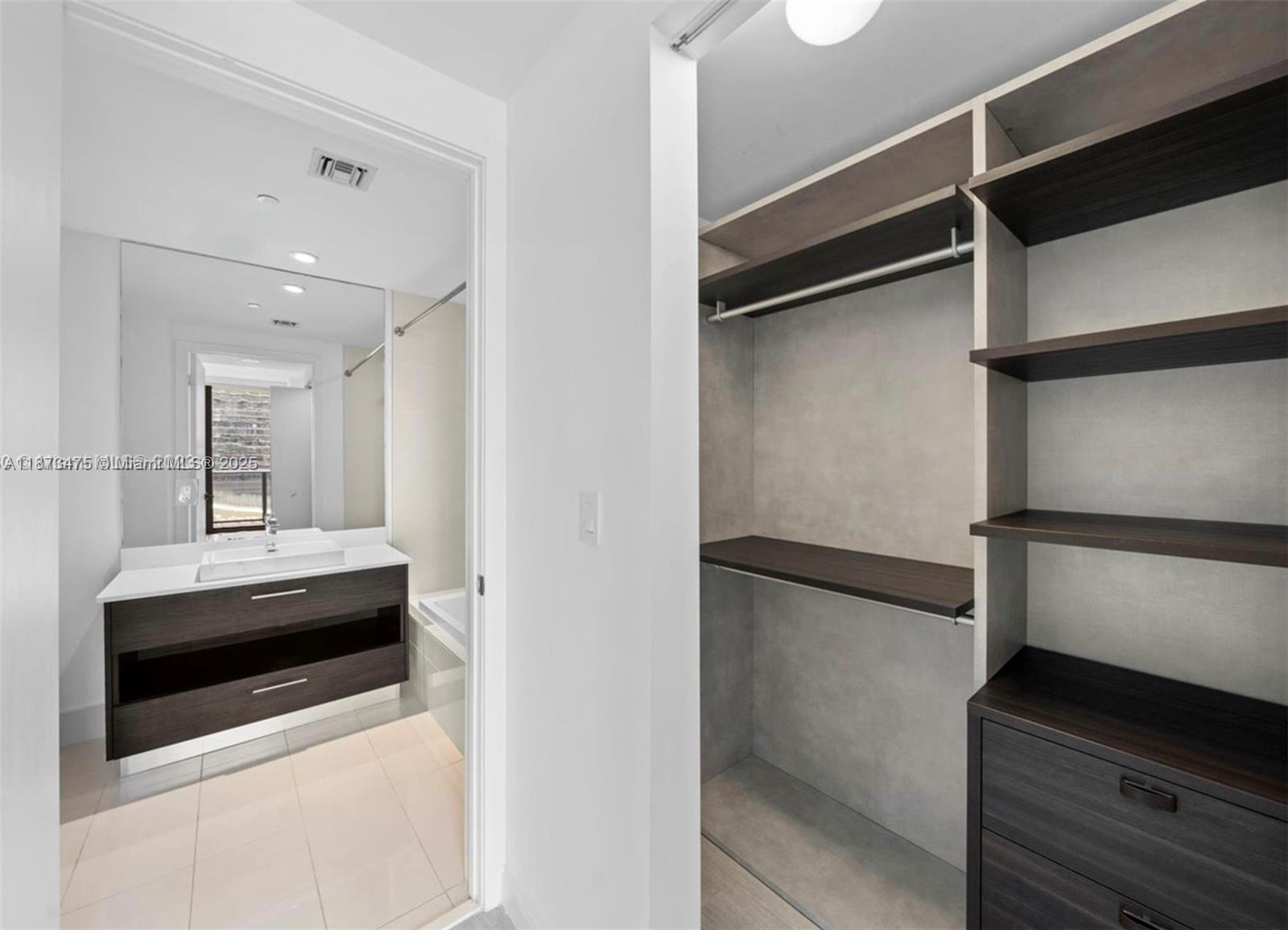 image Brickell Heights East Con14