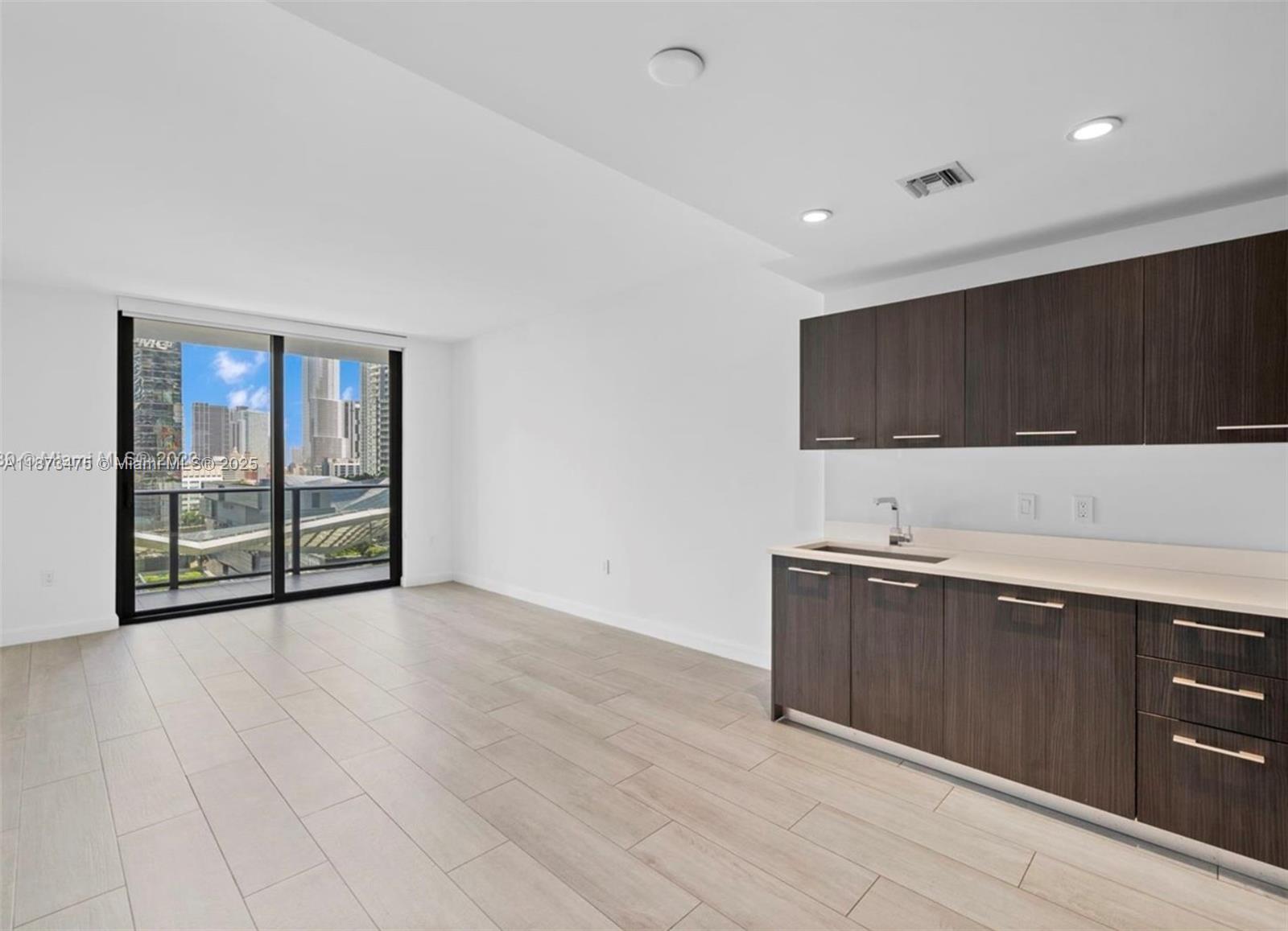 image Brickell Heights East Con5