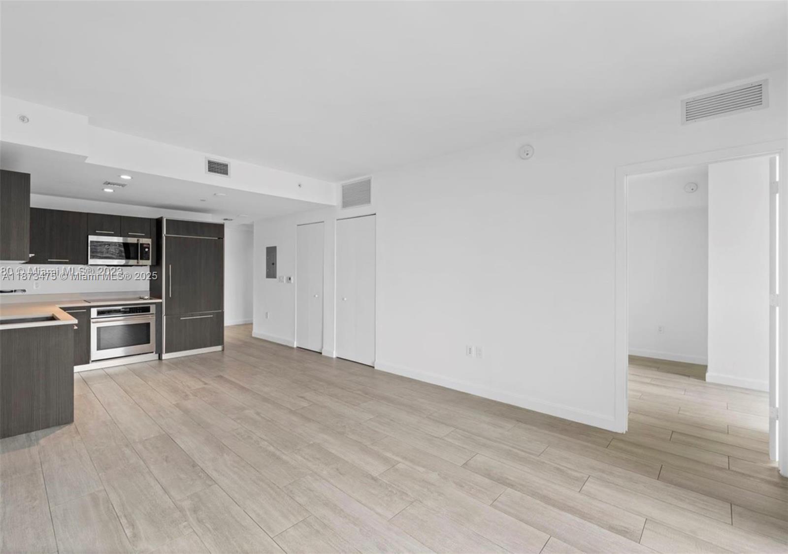 image Brickell Heights East Con6
