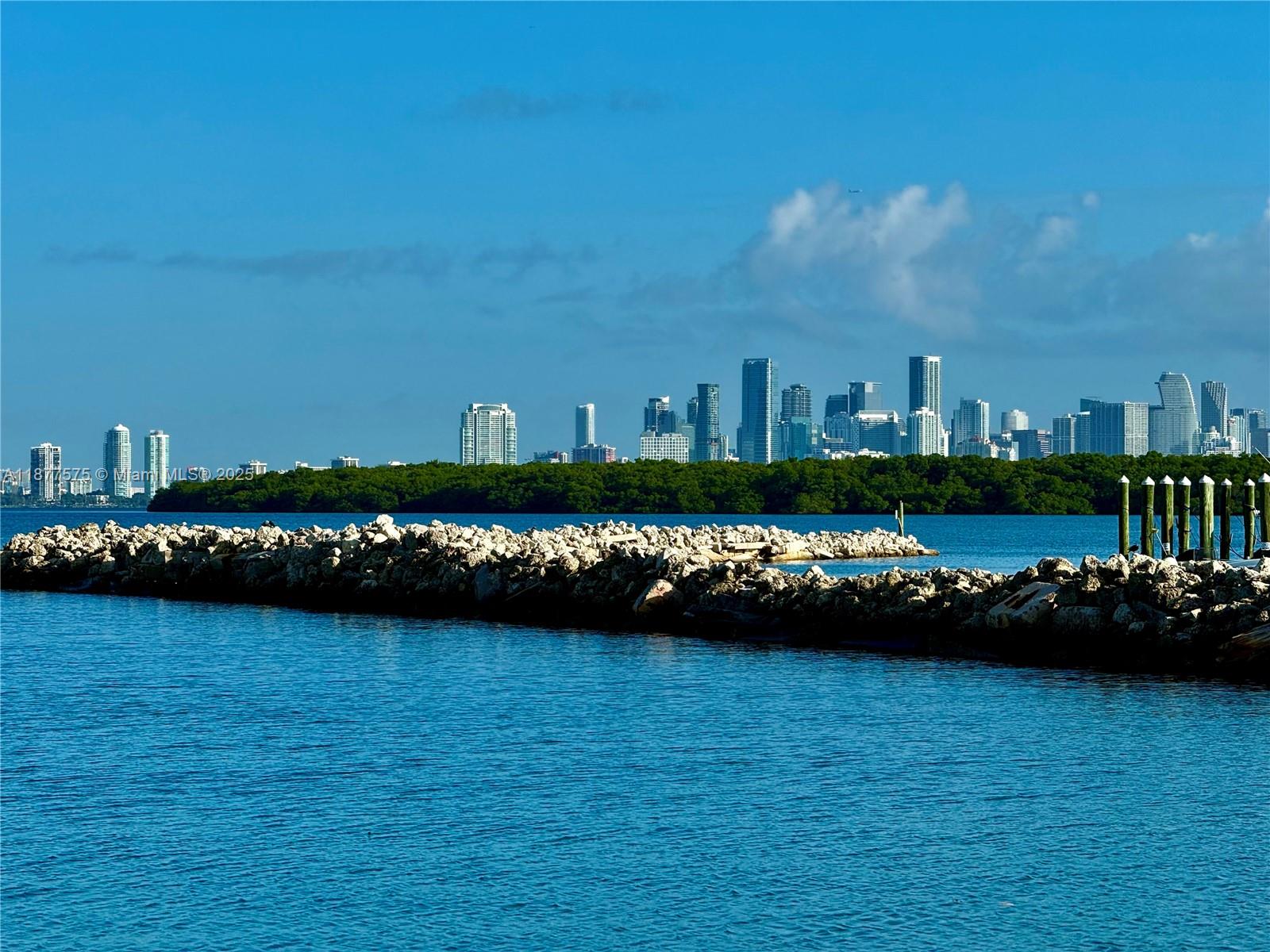 200 Harbor Dr Key Biscayne, FL 33149 200 Harbor Dr Key Biscayne, FL 33149