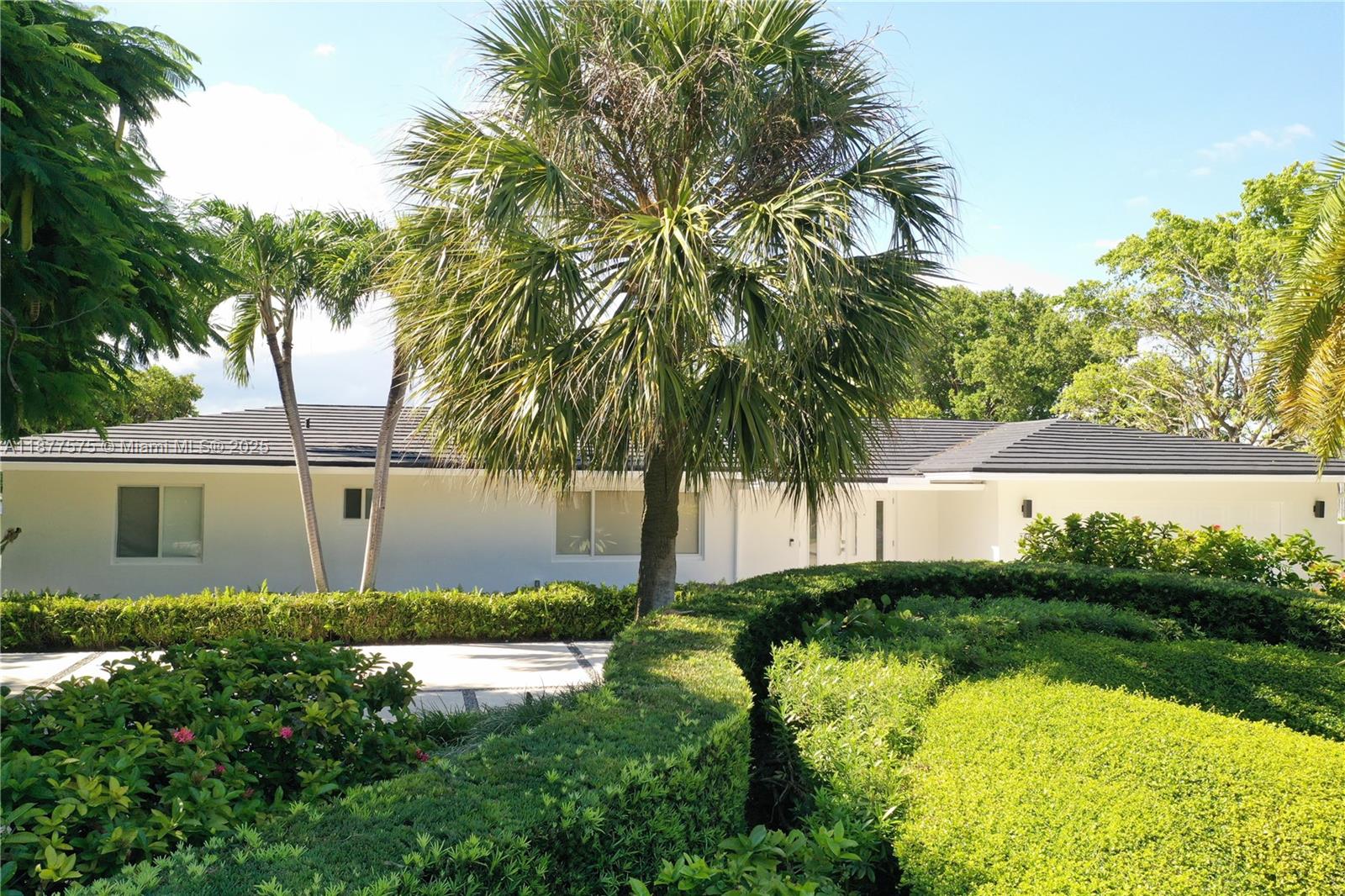 200 Harbor Dr Key Biscayne, FL 33149 200 Harbor Dr Key Biscayne, FL 33149