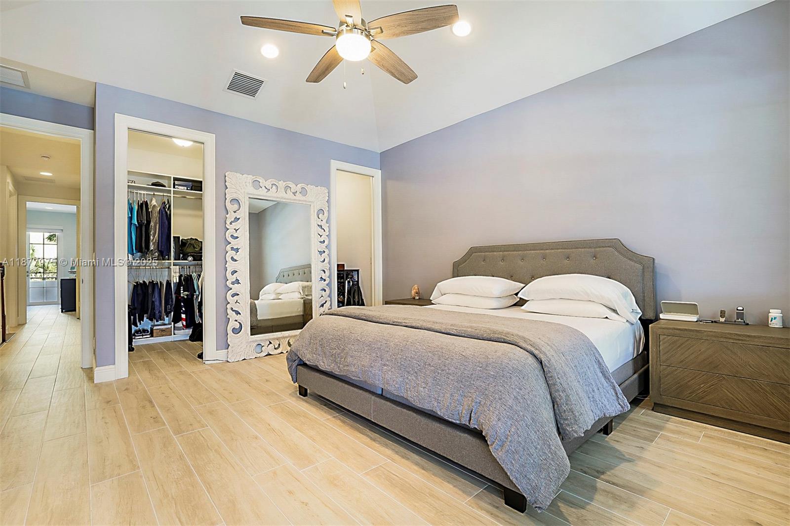 140 Ocean Breeze Dr Juno Beach, FL 33408