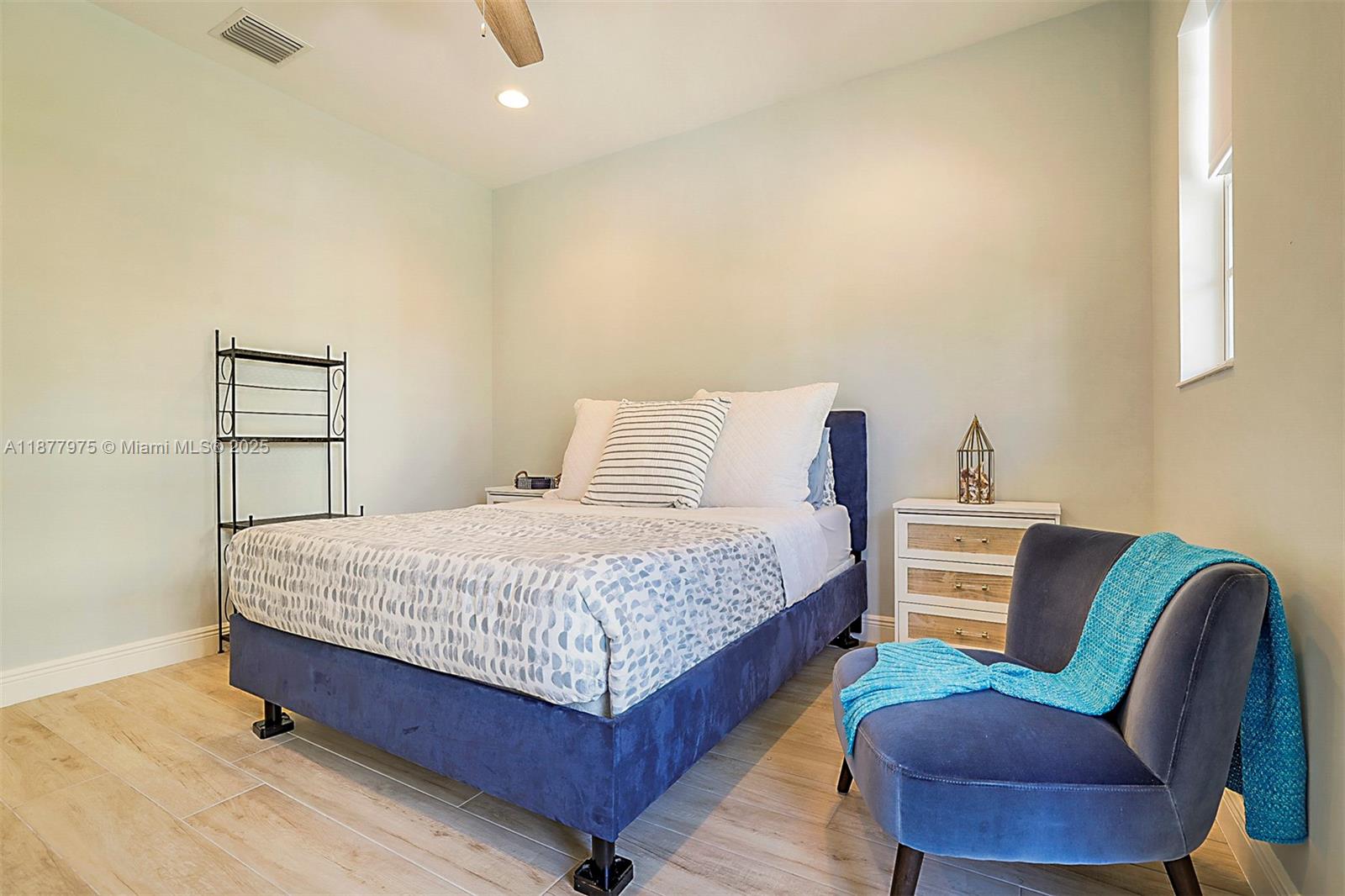 140 Ocean Breeze Dr Juno Beach, FL 33408