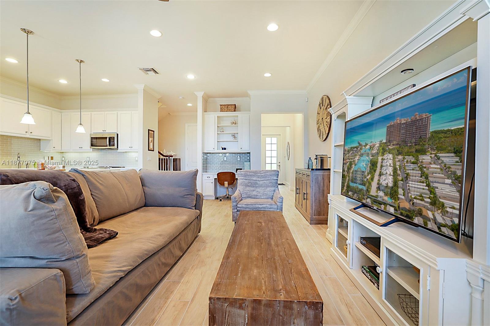 140 Ocean Breeze Dr Juno Beach, FL 33408