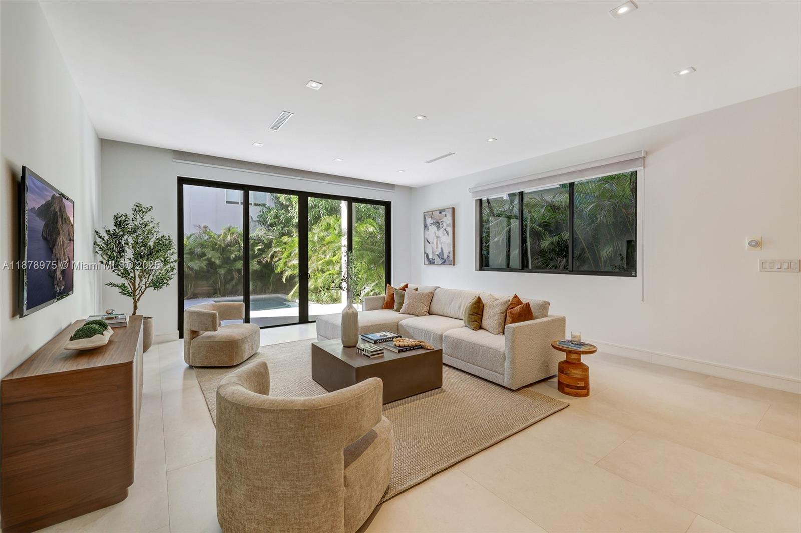 2980 Coconut Ave Miami, FL 33133 2980 Coconut Ave Miami, FL 33133