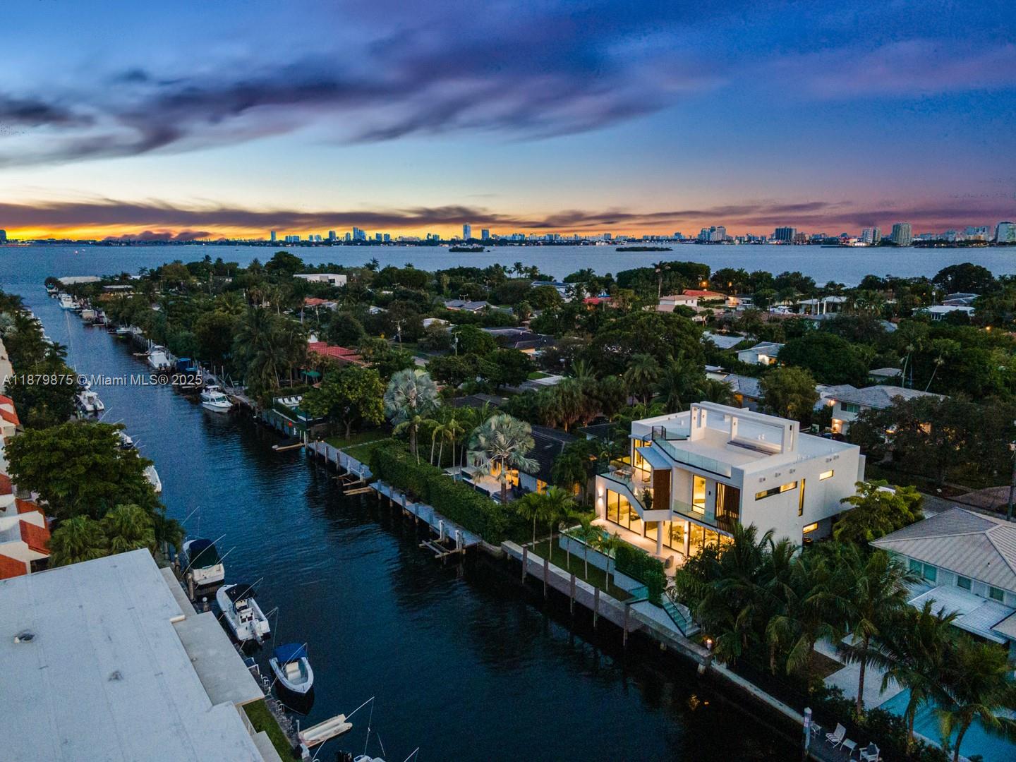 1379 NE 104th St Miami Shores, FL 33138 1379 NE 104th St Miami Shores, FL 33138