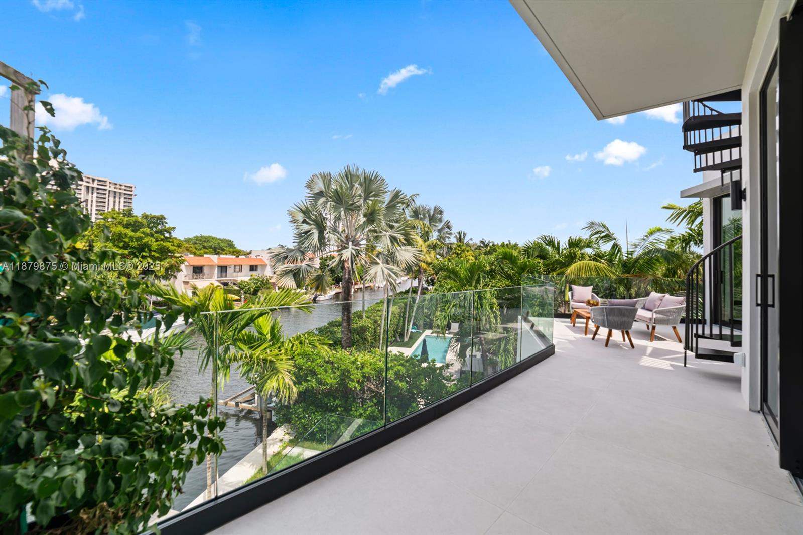 1379 NE 104th St Miami Shores, FL 33138 1379 NE 104th St Miami Shores, FL 33138