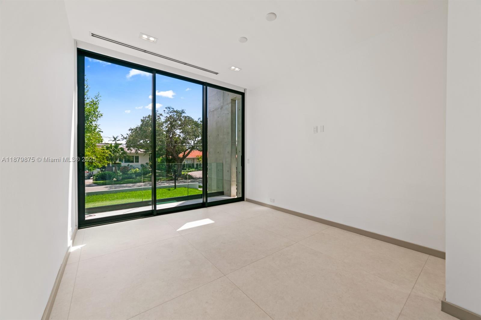 1379 NE 104th St Miami Shores, FL 33138 1379 NE 104th St Miami Shores, FL 33138