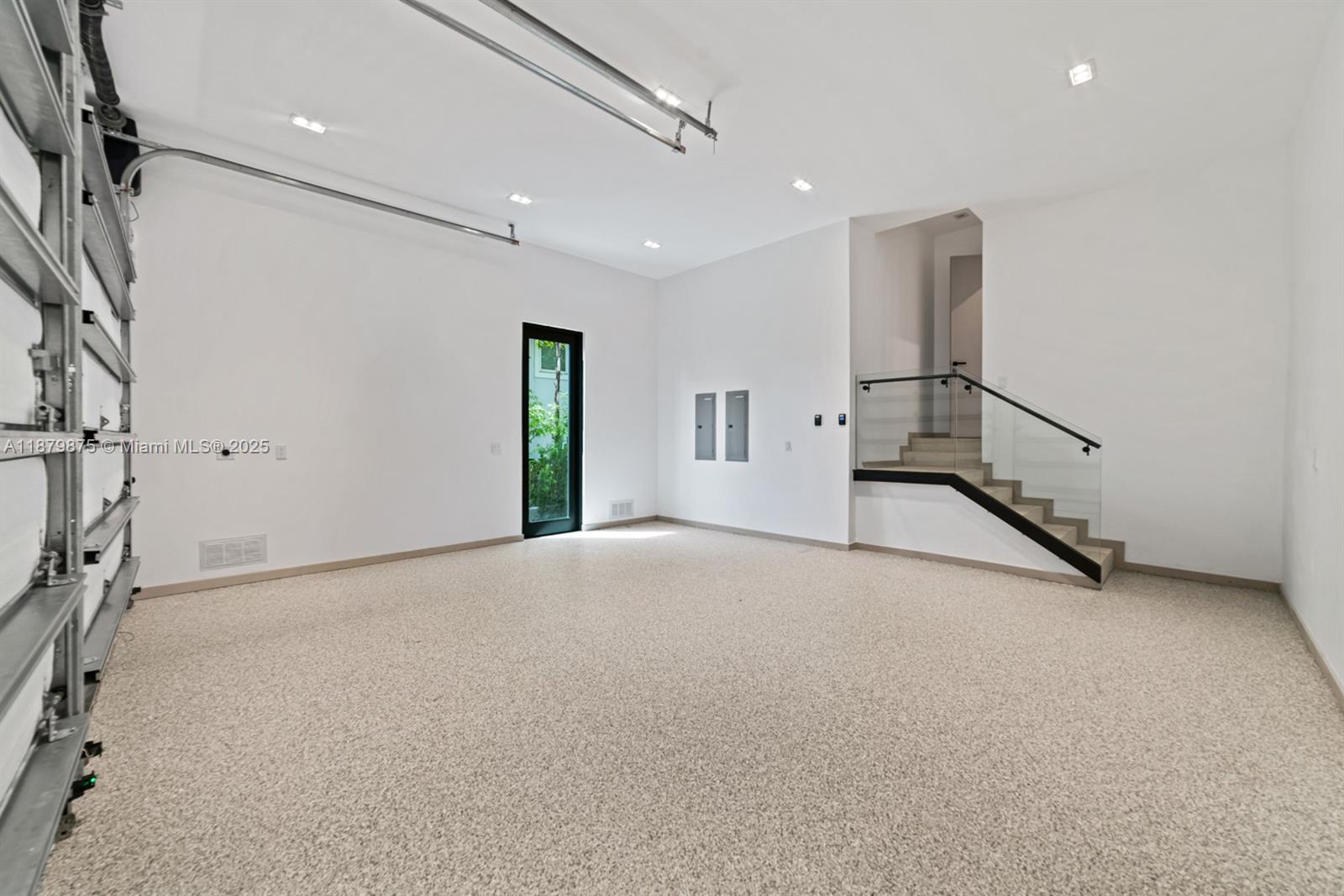 1379 NE 104th St Miami Shores, FL 33138 1379 NE 104th St Miami Shores, FL 33138