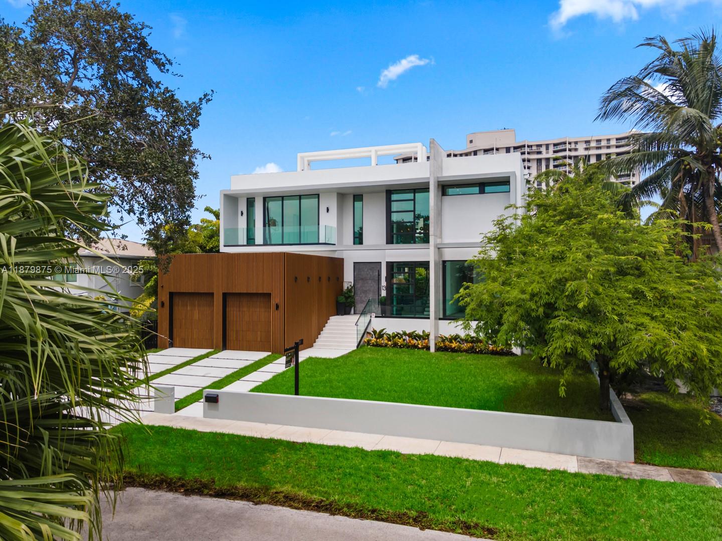 1379 NE 104th St Miami Shores, FL 33138 1379 NE 104th St Miami Shores, FL 33138