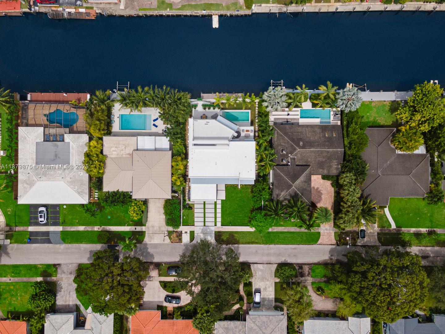 1379 NE 104th St Miami Shores, FL 33138 1379 NE 104th St Miami Shores, FL 33138