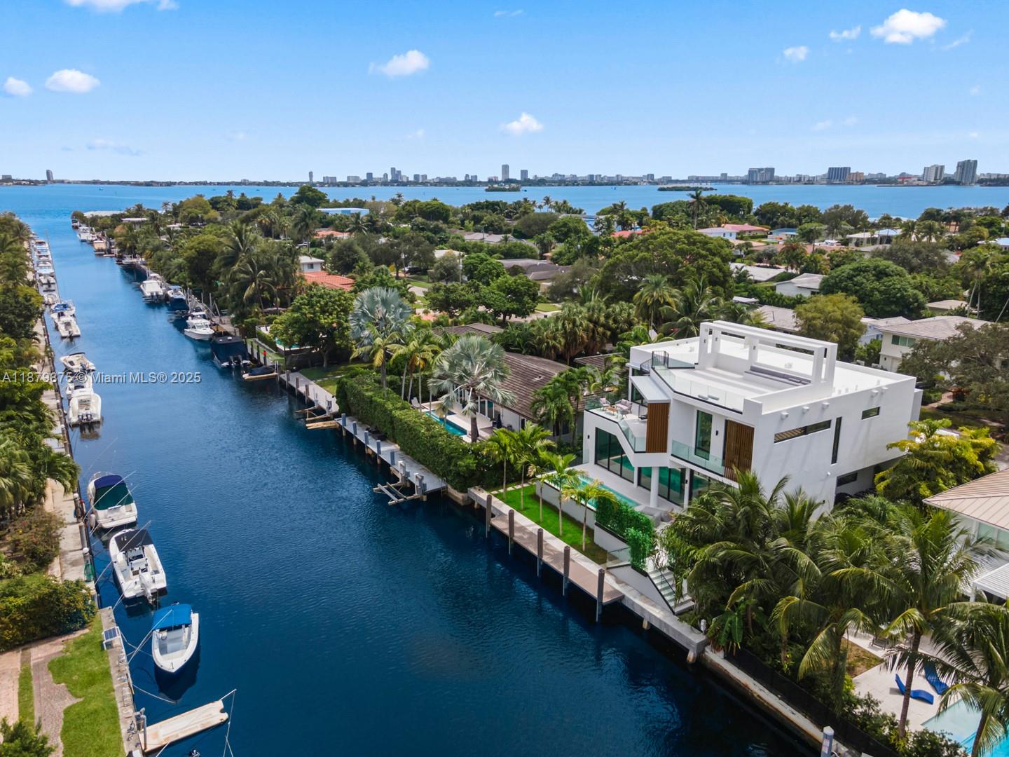 1379 NE 104th St Miami Shores, FL 33138 1379 NE 104th St Miami Shores, FL 33138