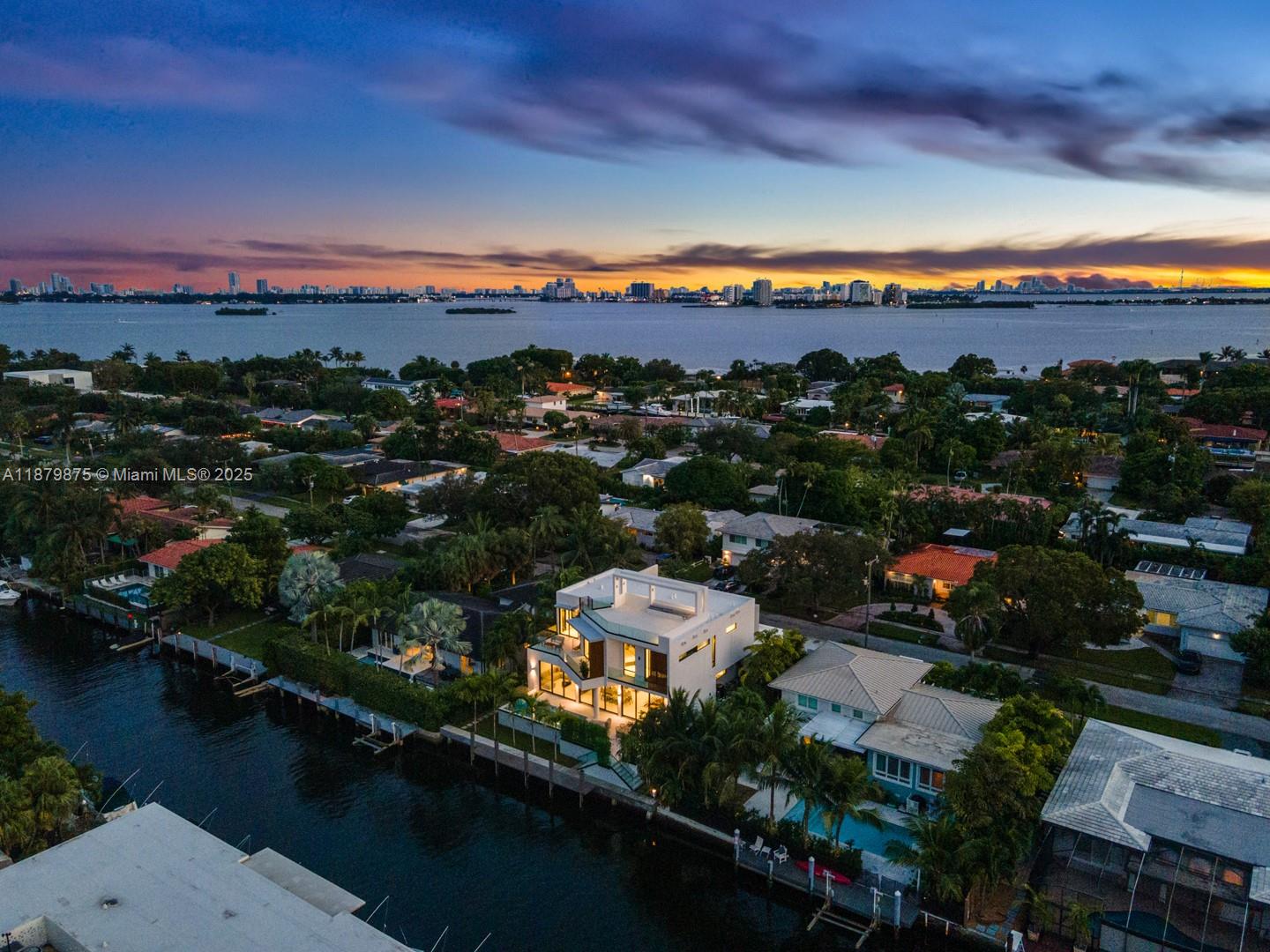 1379 NE 104th St Miami Shores, FL 33138 1379 NE 104th St Miami Shores, FL 33138