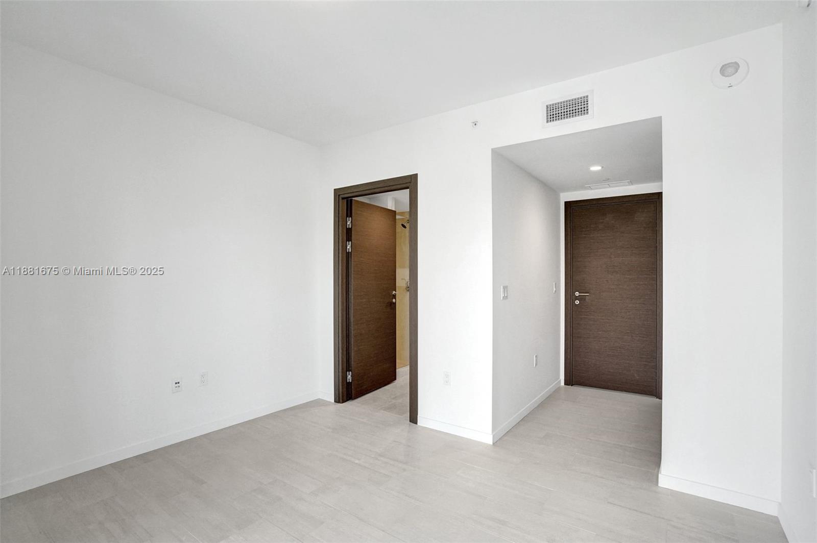 image Brickell Flatiron12