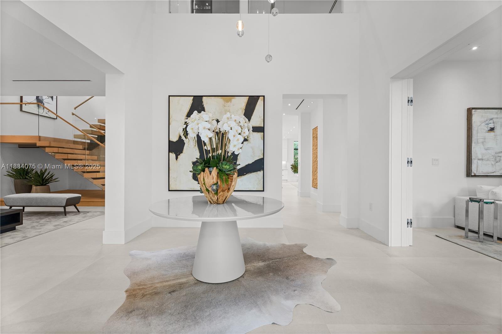 7001 SW 71st Ave Miami, FL 33143