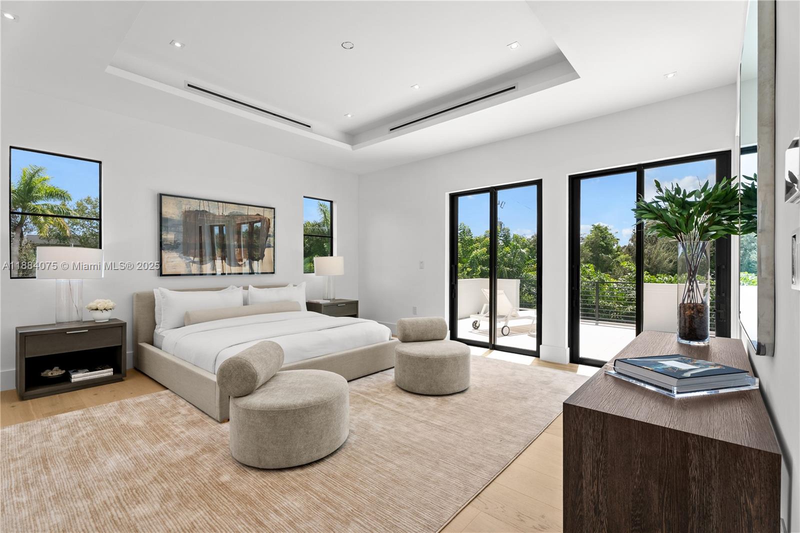 7001 SW 71st Ave Miami, FL 33143