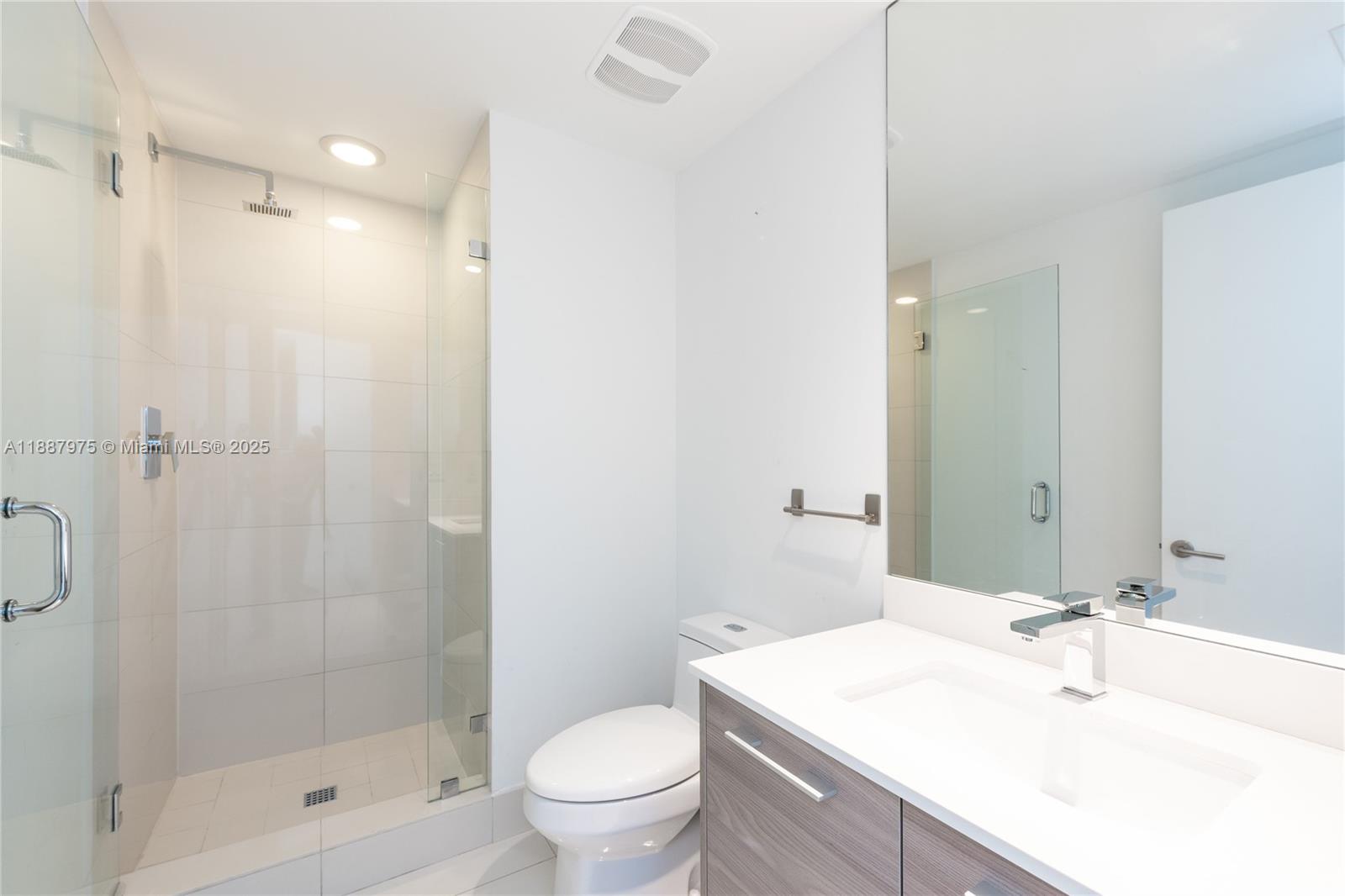 image 1300 S Miami Avenue Condo16