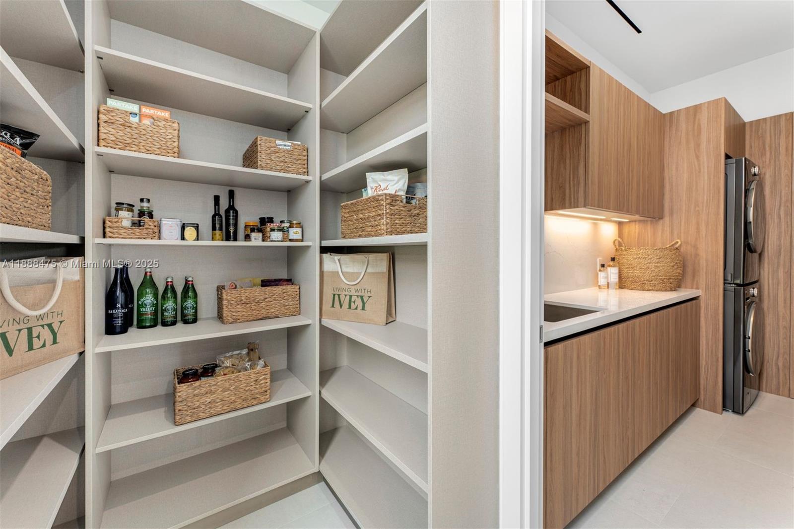 3114 Prairie Ave Miami Beach, FL 33140