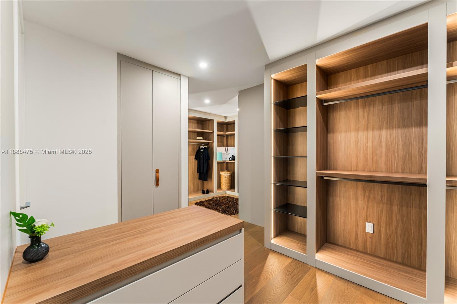 3114 Prairie Ave Miami Beach, FL 33140